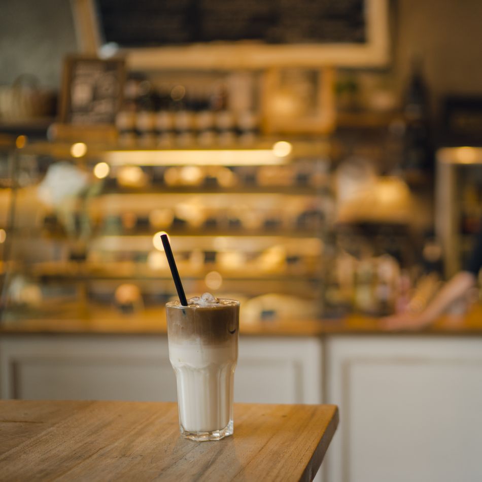 17 beautiful photos of iced coffee for anyone who desperately misses iced coffee