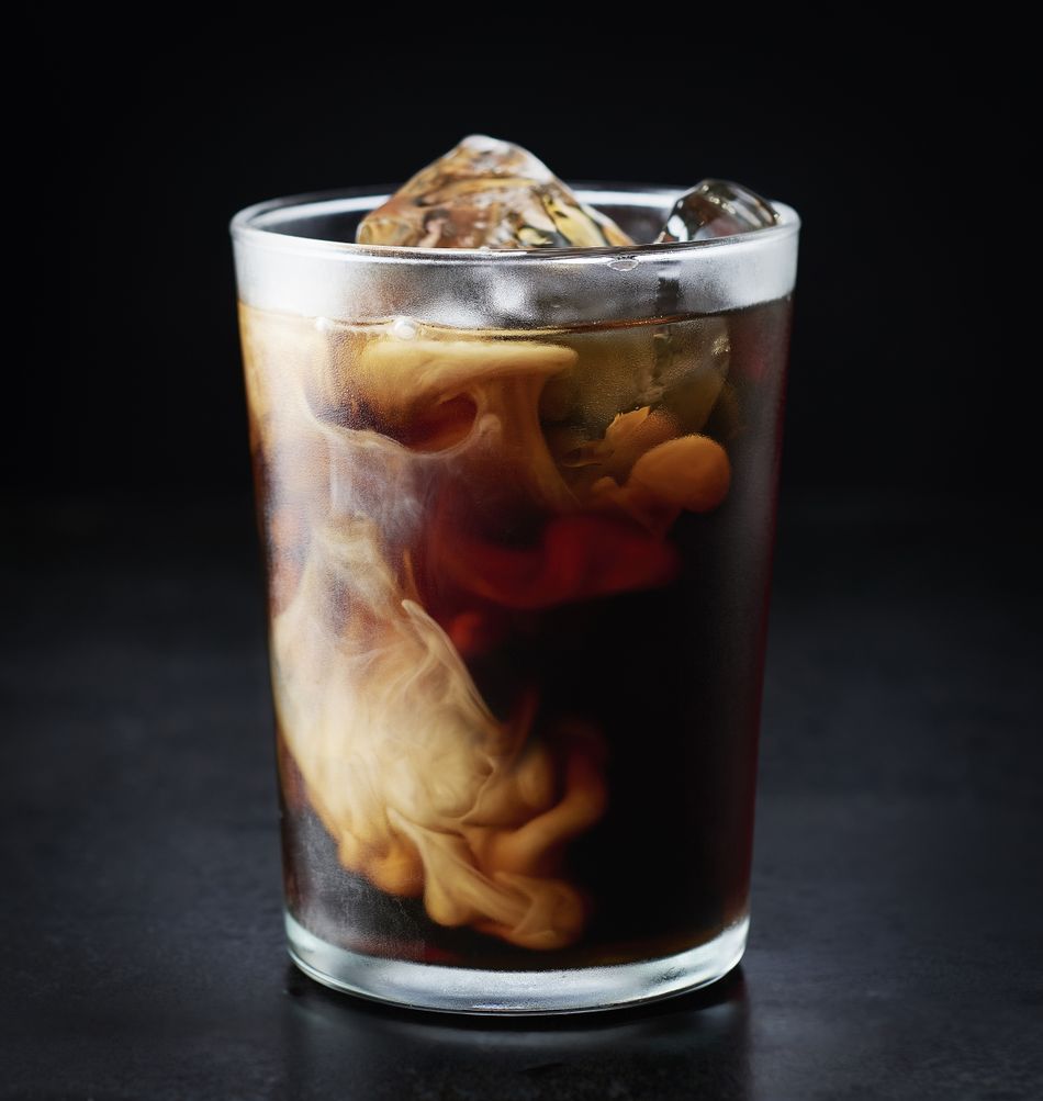 17 beautiful photos of iced coffee for anyone who desperately misses iced coffee